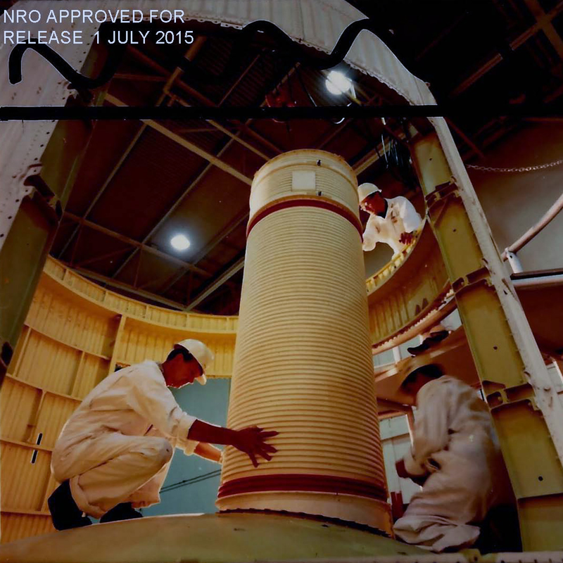 Illustration for article titled Newly Declassified Photos Show The Crewed USAF Spy Spacecraft That Almost Was